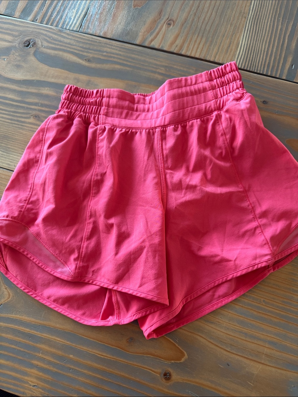 Lululemon Hotty Hot short